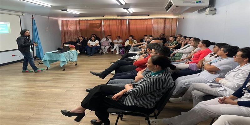 FANNA CAPACITA A PROFESIONALES DEL ÁREA DE SALUD DE ZARCERO PARA LA ATENCIÓN DE PERSONAS MENORES DE EDAD VÍCTIMAS DE DELITOS