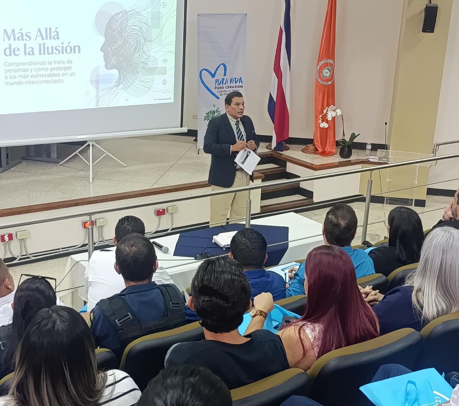 Conferencia sobre el delito de trata de personas